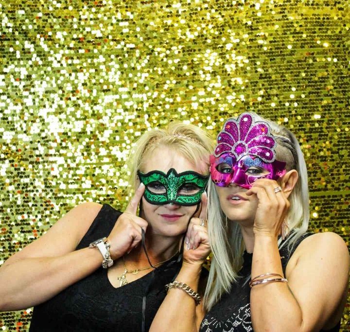 How and why to hire a photo booth?