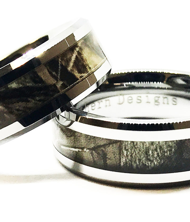 Camo wedding rings are something you would never like to miss