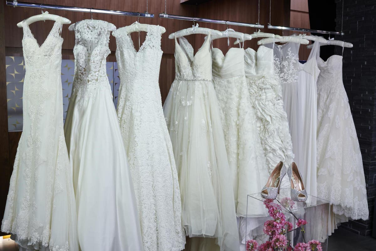 Renting a bridal dress