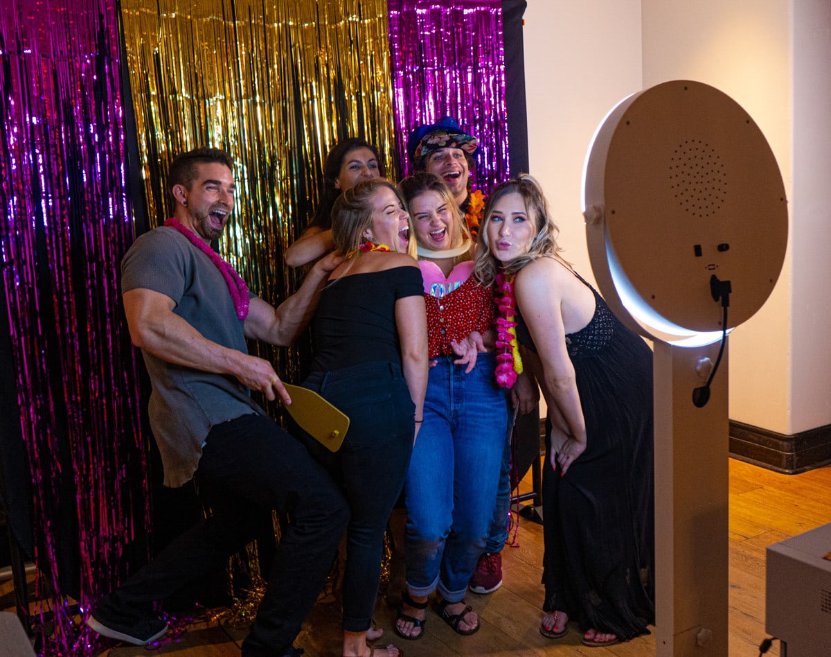 magnificent photo booth rental