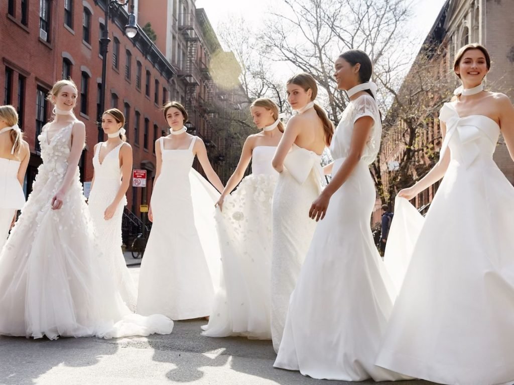 Tips on choosing the best dress for your wedding ceremony Anniversary